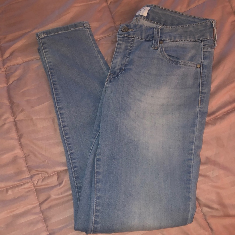 Light Wash Celebrity Pink Jeans